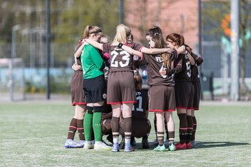 Bild 13 - wBJ St. Pauli - Walddoerfer : Ergebnis: 1:11